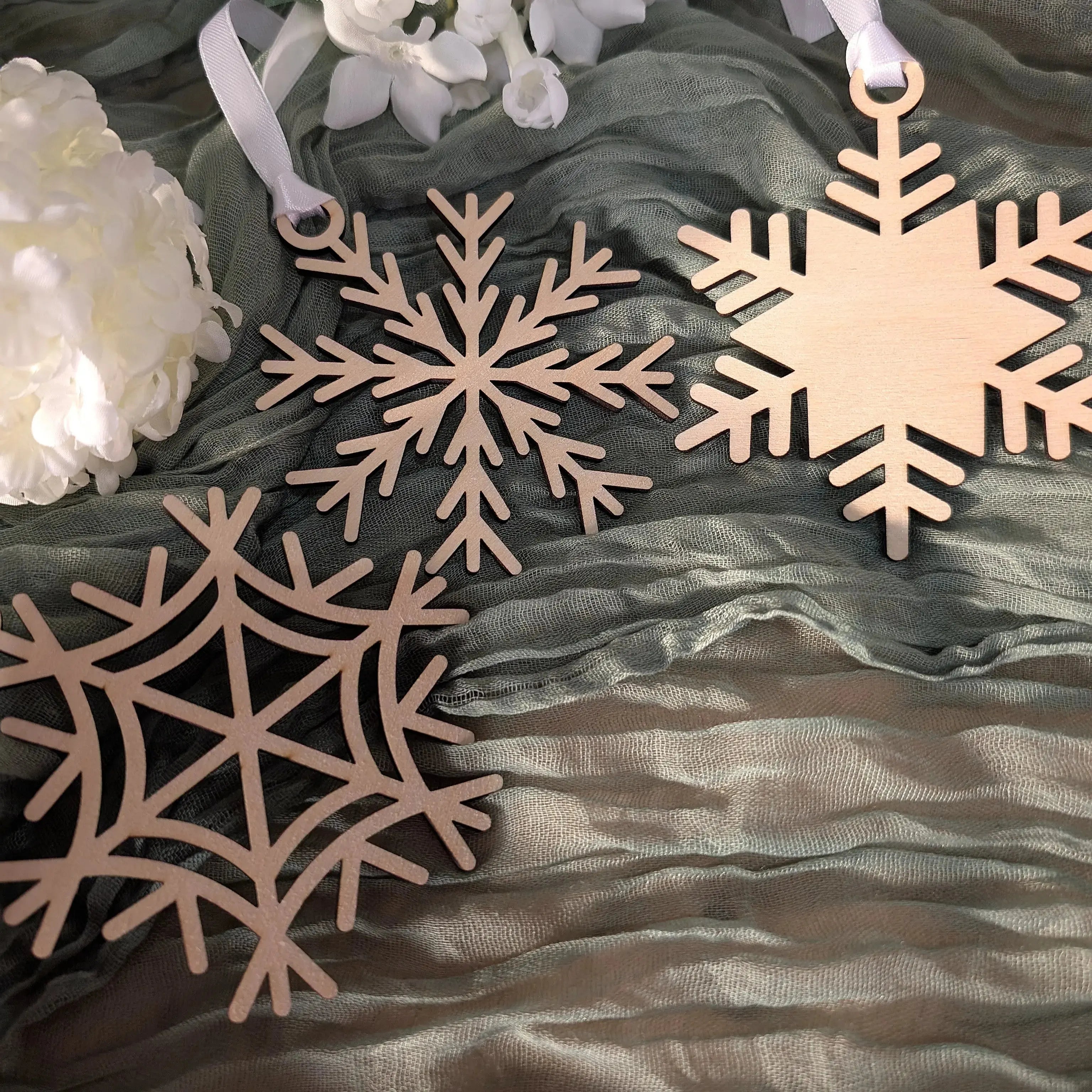 Wooden Snowflake Christmas Baubles - 65mm