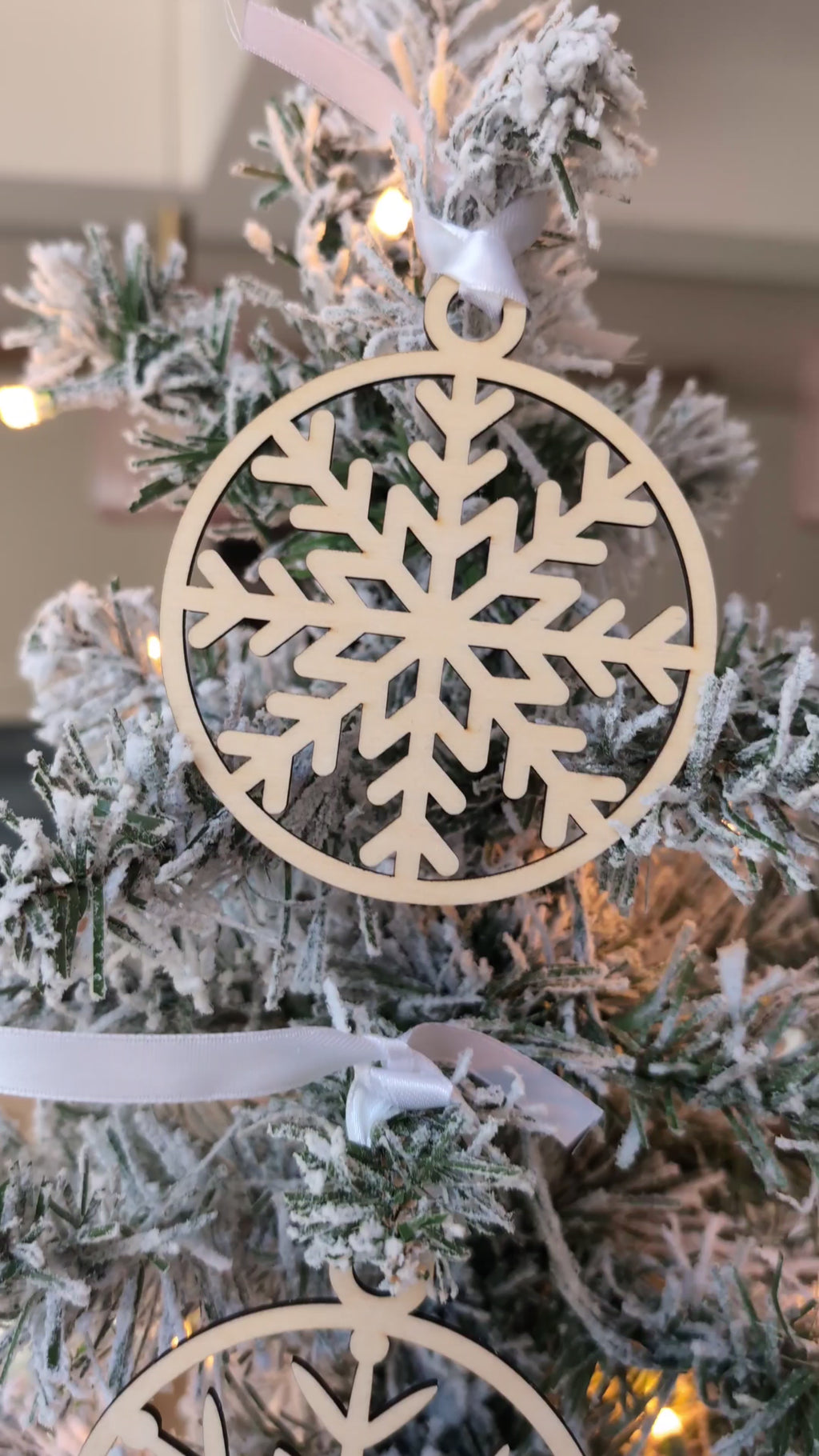 Wooden Snowflake Christmas Baubles - 95mm